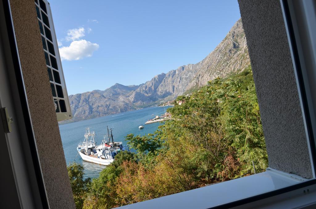 Guesthouse Grotta Di Nicola Cattaro Esterno foto