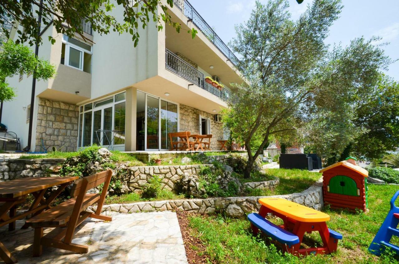 Guesthouse Grotta Di Nicola Cattaro Esterno foto